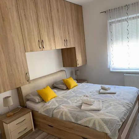 Apartament Maricelo *